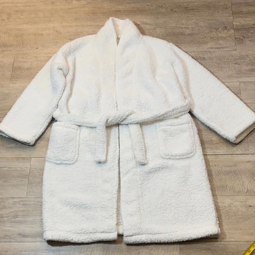 Pottery Barn Sherpa Cozy Robe Size Medium